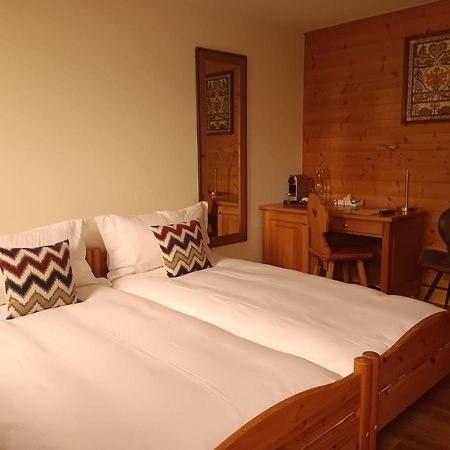 Hotel De Commune Gstaad Luaran gambar