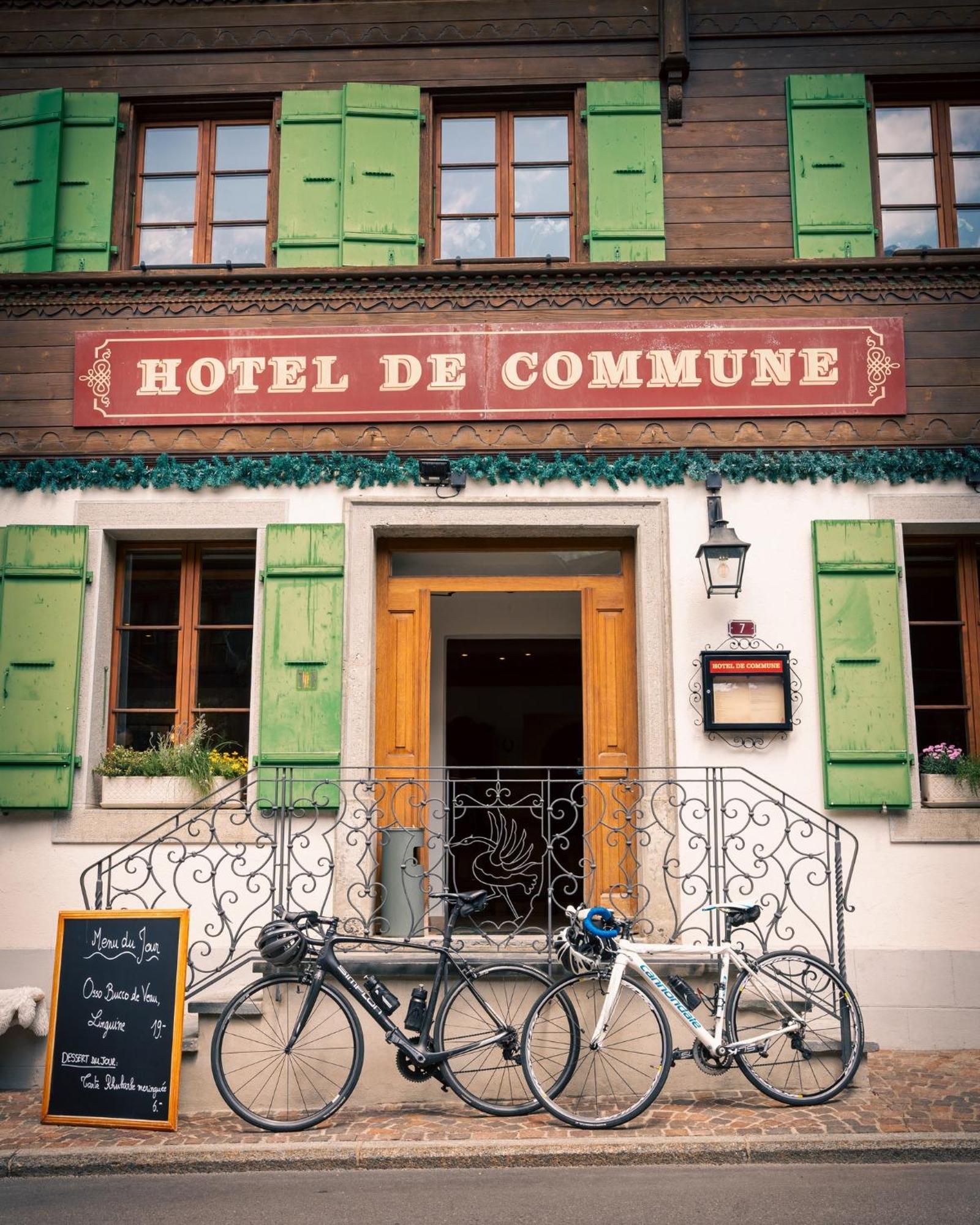 Hotel De Commune Gstaad Luaran gambar